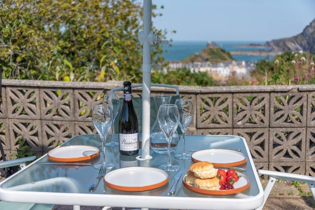 Appartamento The Tempest, Sea Views, Coastal & Rural Walks. Ilfracombe Esterno foto